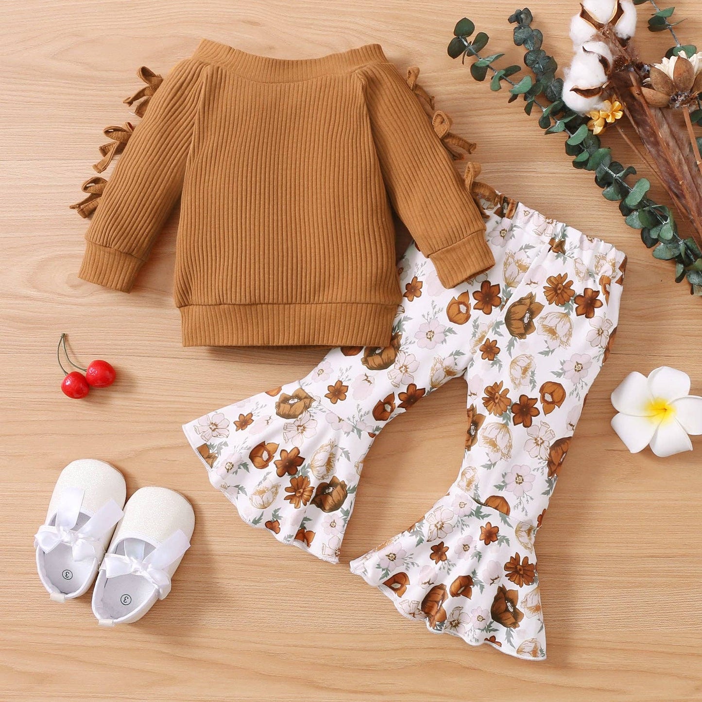 2pcs Solid Long sleeve Top and Floral Pants Set