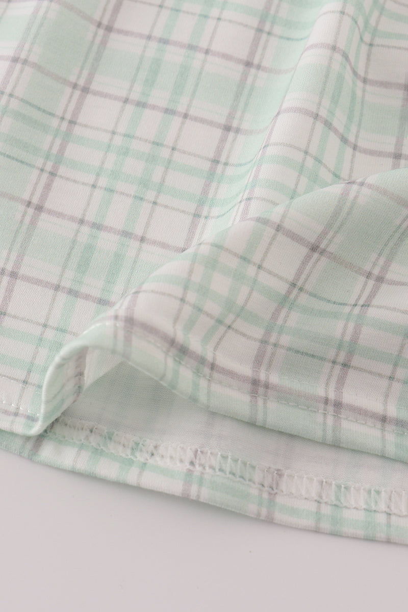 Green plaid sea shell starfish french knot ruffle shorts est