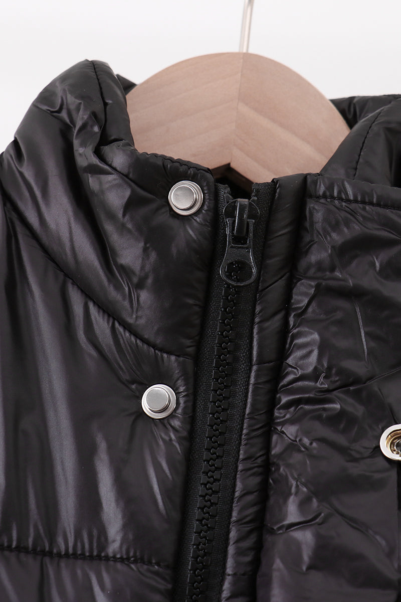 Black mom&me puffer vest