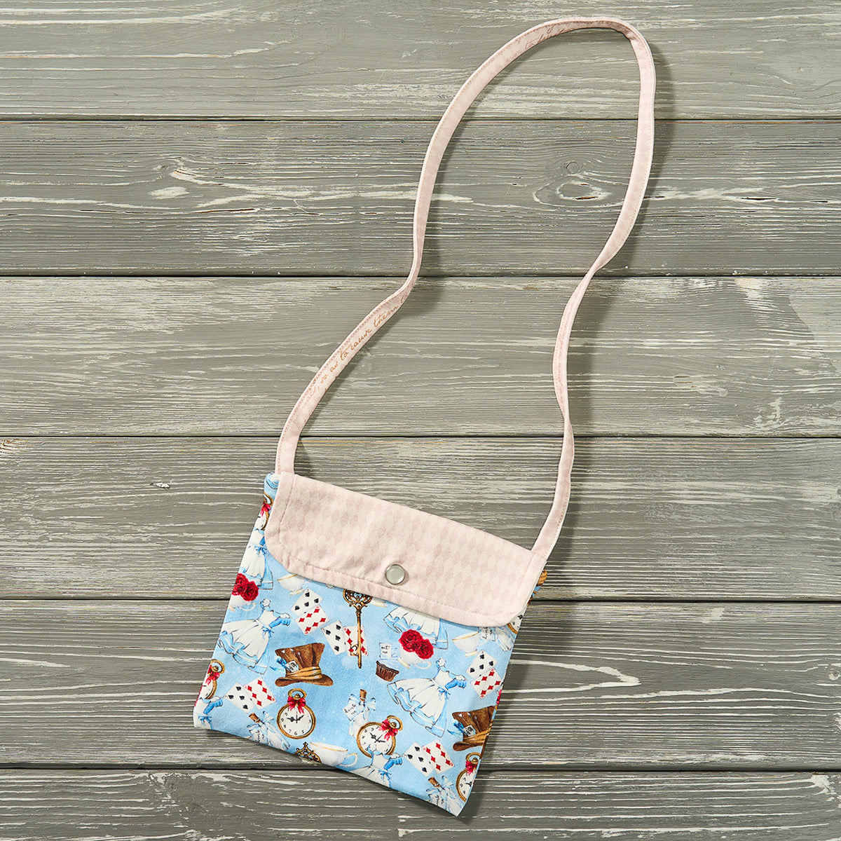 Oh, Wonderland Purse