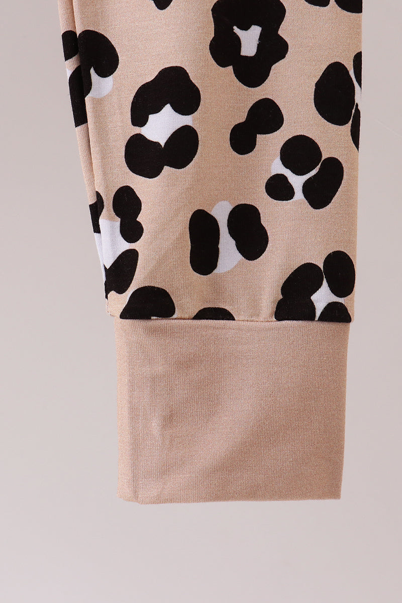 Brown leopard bamboo pajama set